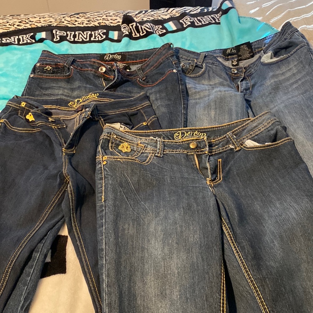 Dereon Jeans